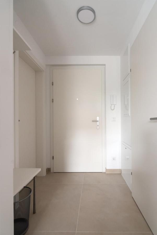 Apartamento Ruhig, Hell Und Neu Mit Garage